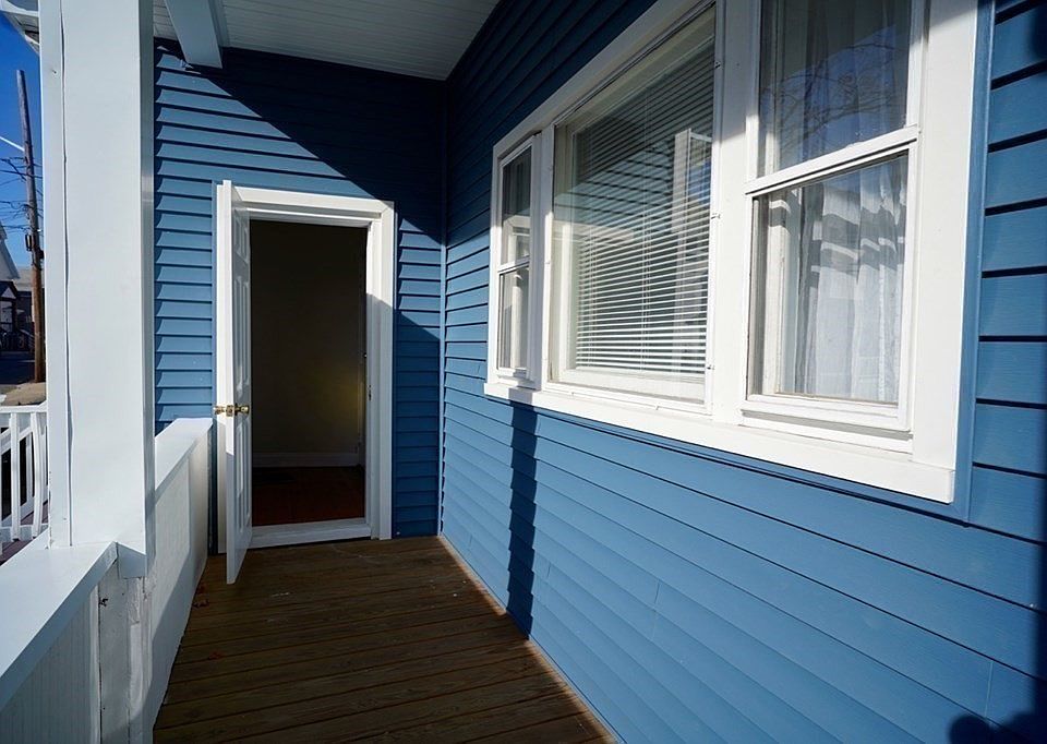 32 W Green St, Lynn, MA 01902 Zillow