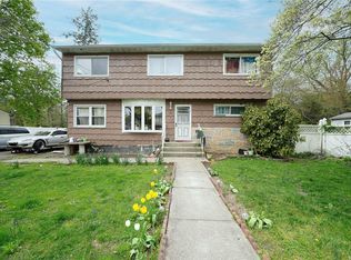 104 Eisenhower Ave, Brentwood, NY 11717