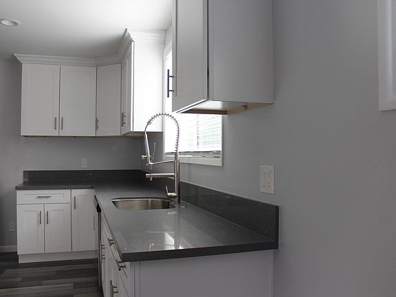 3rd image of 1509 Trumbower Ave