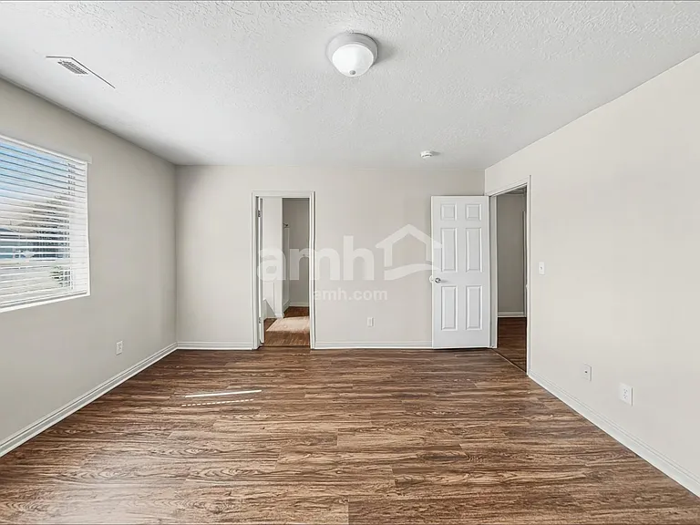 1370 N General Dr — Photo 8