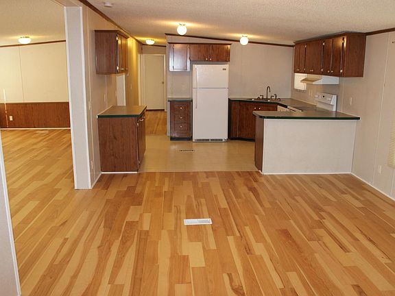 2nd image of 1019 Bertha Greer St