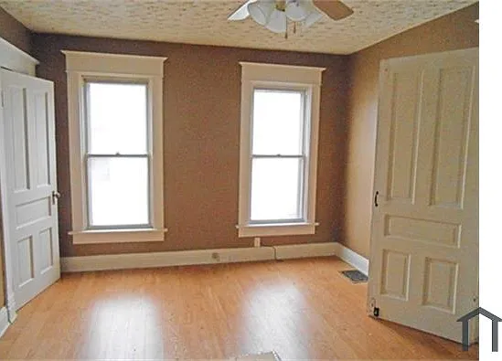 2 bed, $800 — Photo 3