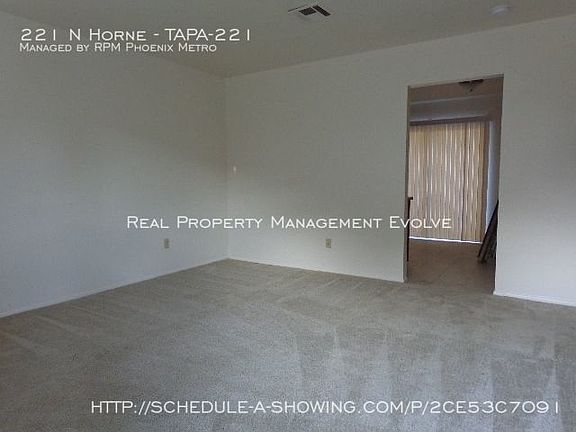 3rd image of 221 N Horne #Tapa221