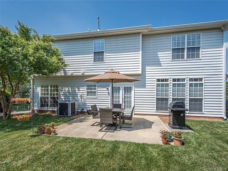 8619 Grey Squirrel Ct — Photo 25