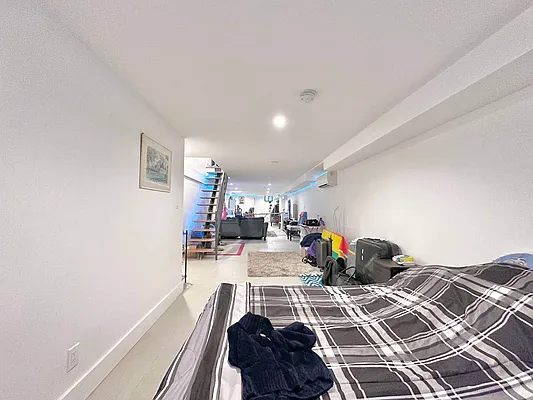 Rented by Doorway NYC, LLC | media 33