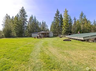 101 NE Lakeway Dr S, Belfair, WA