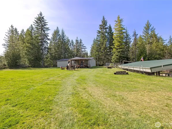 101 NE Lakeway Drive S, Belfair, WA 98528