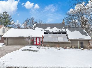 2711 Glenwood Dr, Des Moines, IA 50321