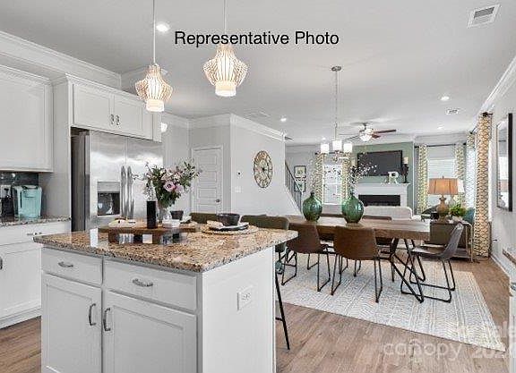 3rd image of 7575 Bridle Ct
