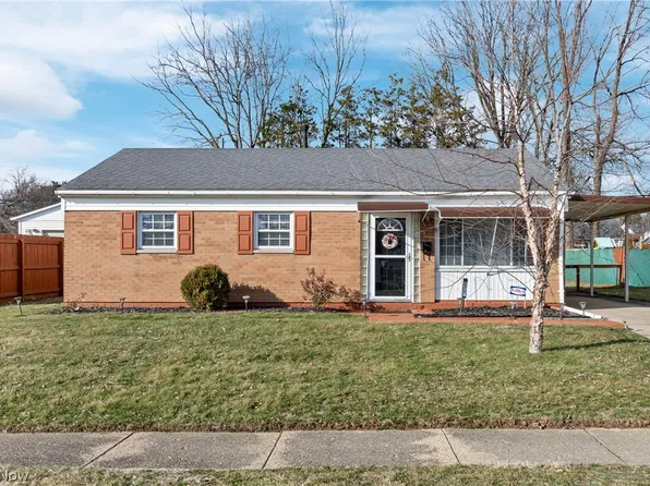 2317 40th St NE, Canton, OH 44705