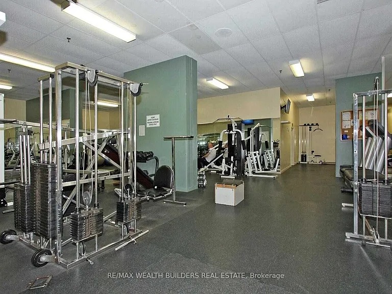 77 Maitland Pl #207 — Photo 10