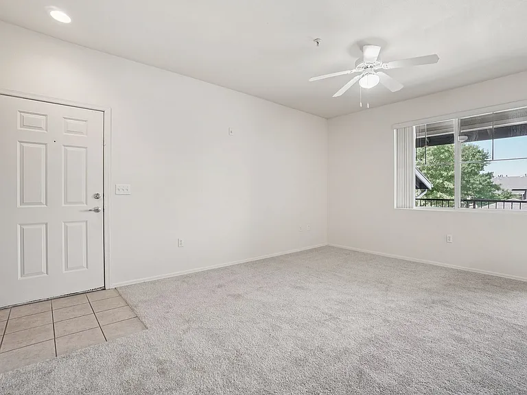 Allegro Apartments — Photo 13