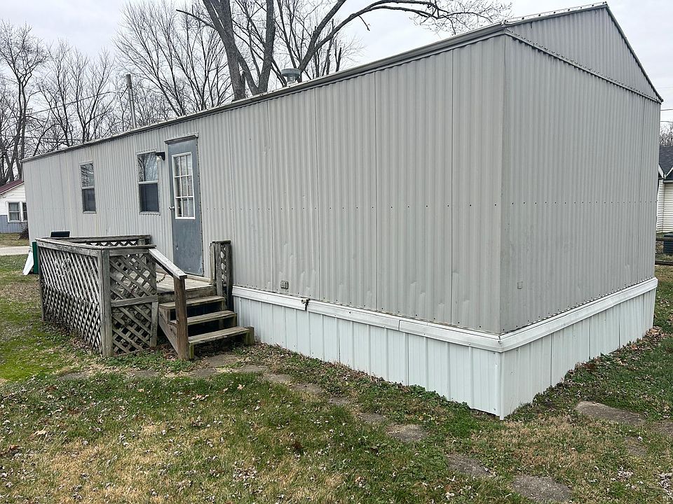 1st image of 1420 Lindsey St