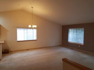 4130 214th St SW APT B, Mountlake Terrace, WA 98043