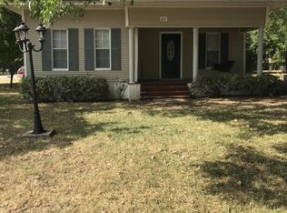 217 W Avenue D, Midlothian, TX 76065