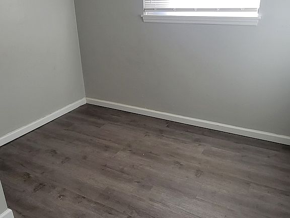 4th image of 1431 Plaza Pl