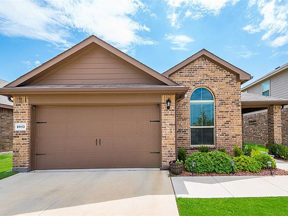 2nd image of 8913 Mossy Creek Ln