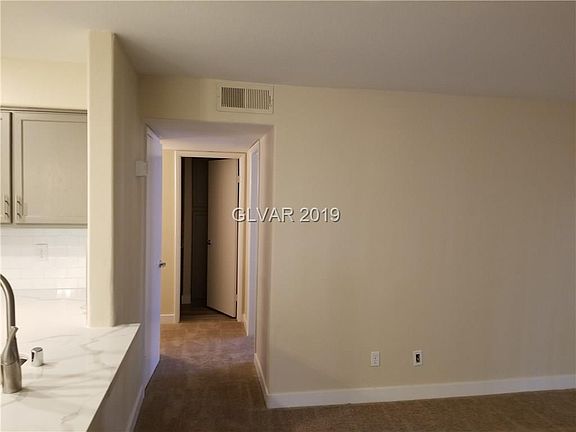 5th image of 3225 Casey Dr Unit 204