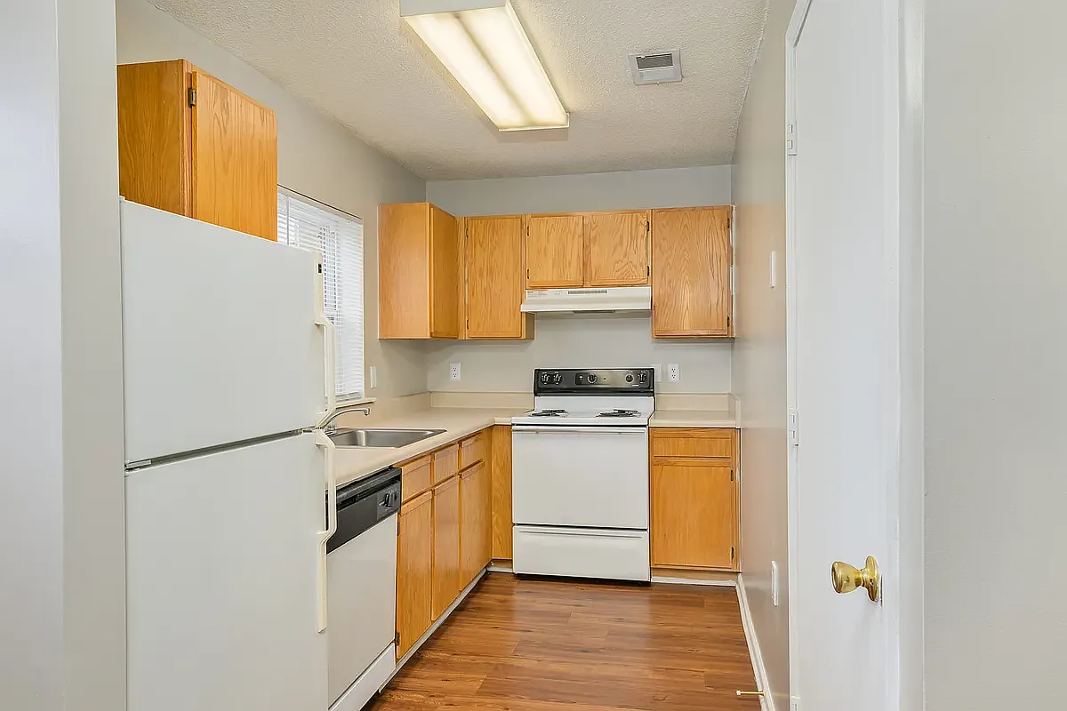 Griffith Commons Apartments — Photo 4