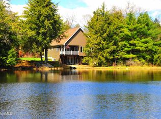 343 Trail Cir, BECKET, MA 01223