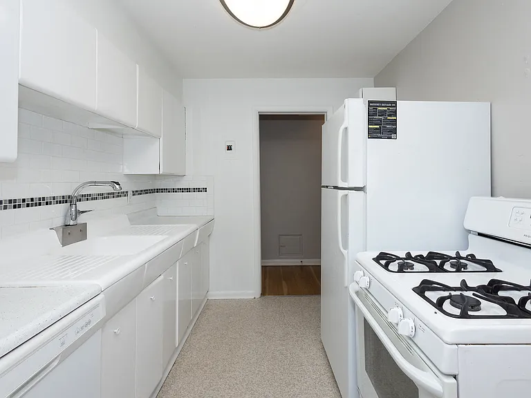 4321 Hale Pkwy — Photo 12