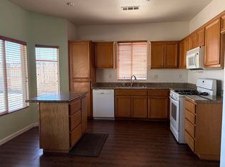 1010 Clearview St, Tehachapi, CA 93561
