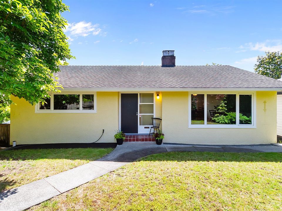 1st image of 144 8th Ave E