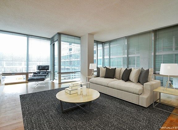2nd image of 9715 Woods Dr Unit 310