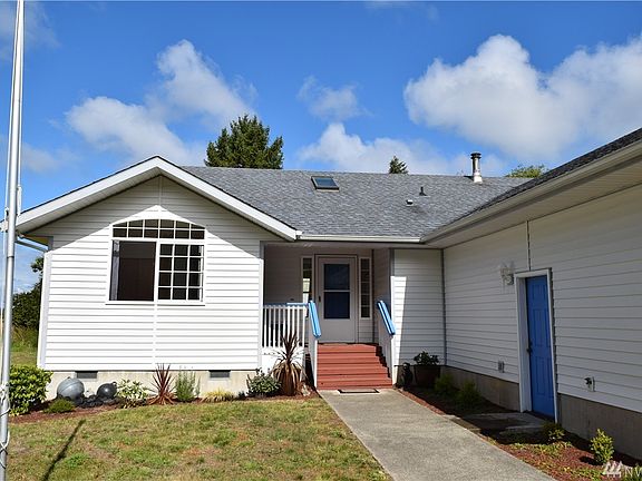 5th image of 340 Olympic View Ave NE