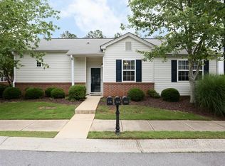 512 W Oaks Dr, Woodstock, GA 30188