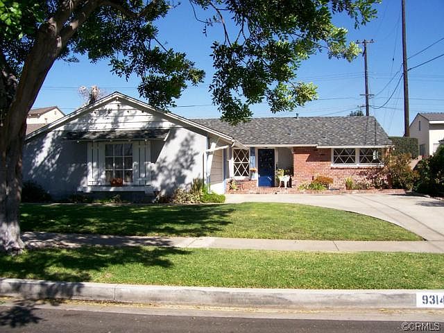 1st image of 9314 Via Vista Dr