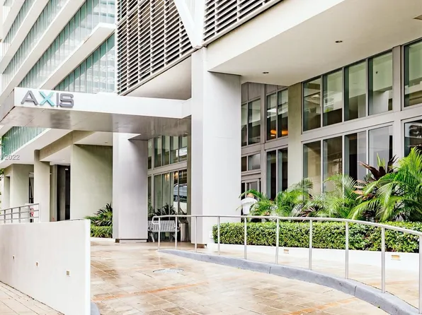 1111 SW 1st Ave, Miami, FL