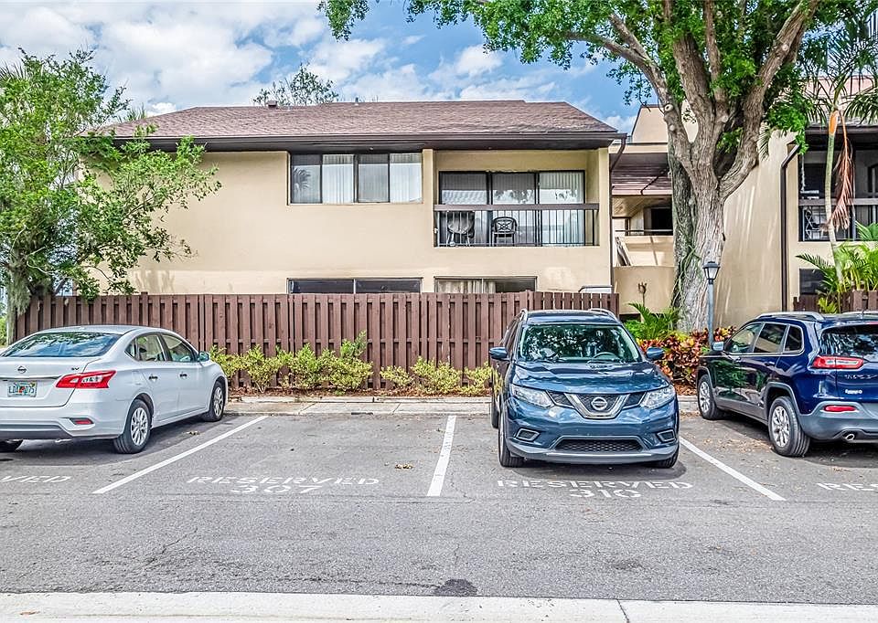 1st image of 895 N Village Dr #101