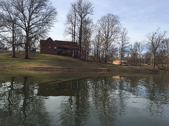 2nd image of 15 Juniper Cir