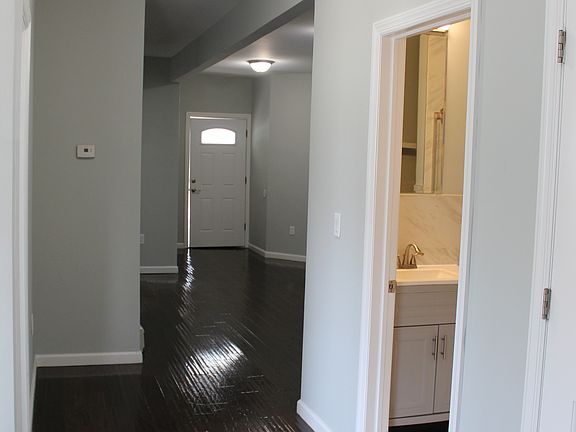 4th image of 37 William St #1