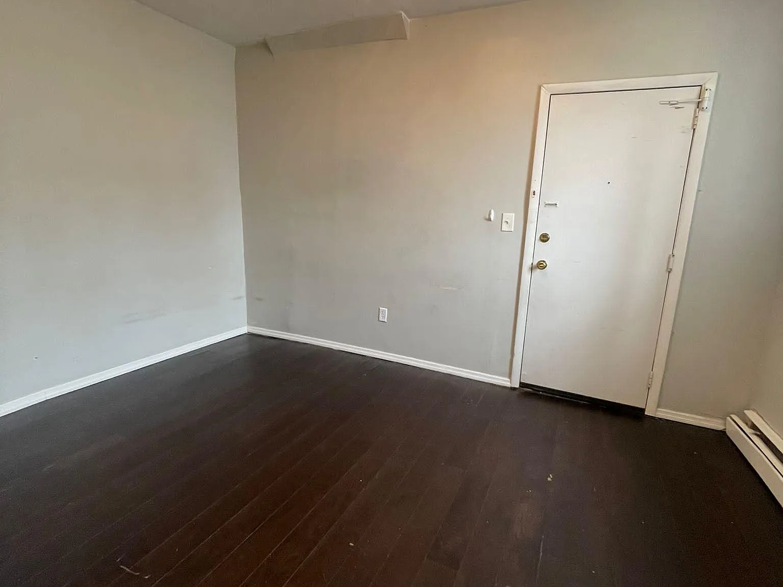 Studio, 500 sqft, $1,300 — Photo 2
