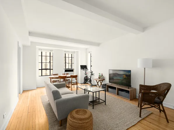 350 West 57th Street image 1 of 3