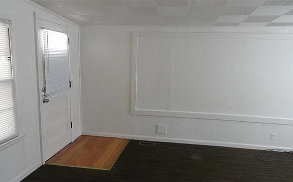 2nd image of 7415 Sharon Dr
