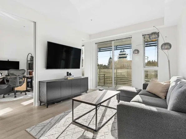 6677 Cambie St #306, Vancouver, BC V6P 0E6