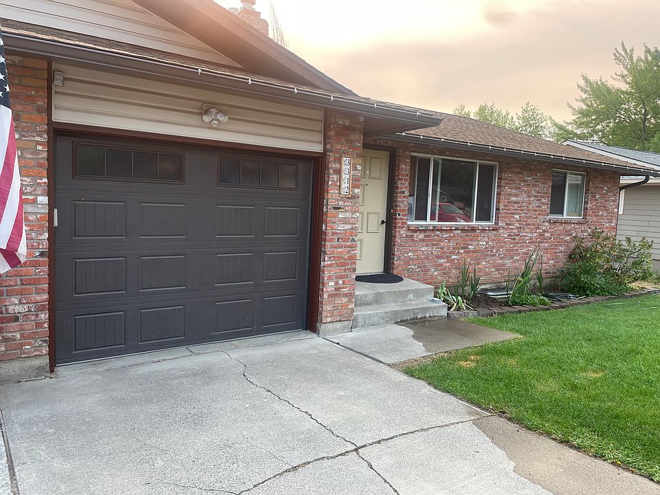 1st image of 3312 S Raymond Cir