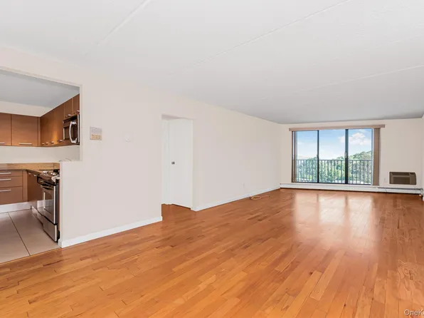 1155 Warburton Avenue #10E, Yonkers, NY 10701