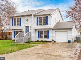 2516 228th St, Pasadena, MD 21122