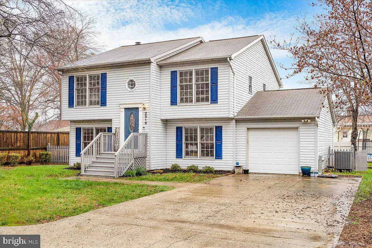 2516 228th St photo 1