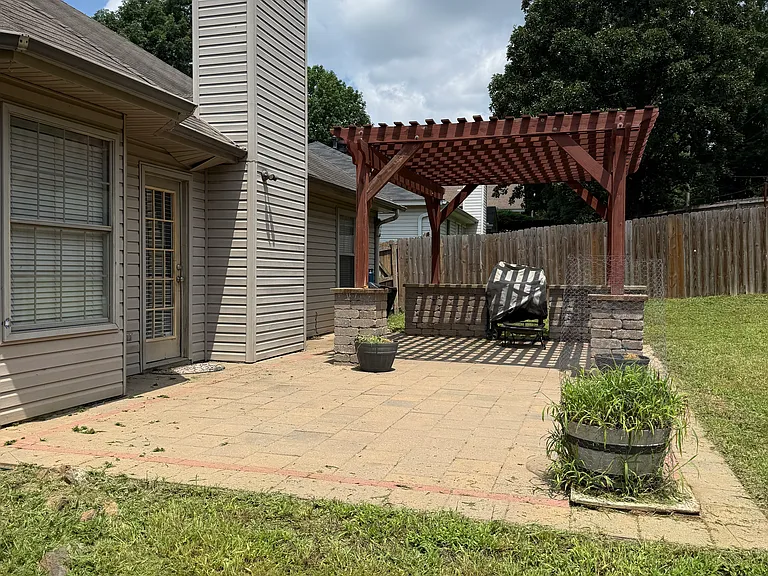 1717 Point West Dr — Photo 63