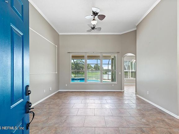 5th image of 825 BUCKEYE Lane W