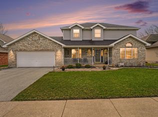 48 Summerhill Dr, Dyer, IN 46311