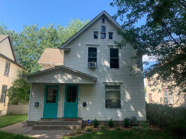 2214 3rd St NE UNIT 1