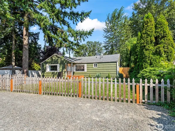 8859 S D Street, Tacoma, WA 98444