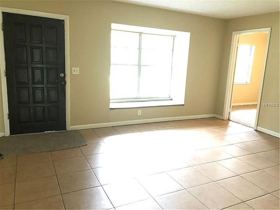 2nd image of 5308 Martin Ln