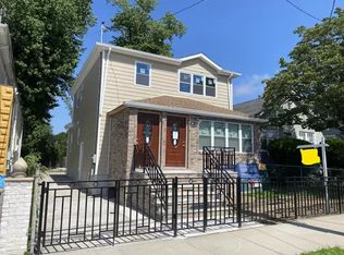 145-84 220th St #ROY, Springfield Gardens, NY 11413